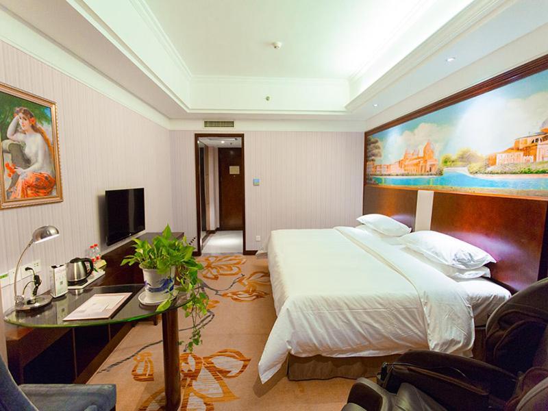 Vienna International Hotel Zhangjiajie Tianmen Mountain Exterior photo