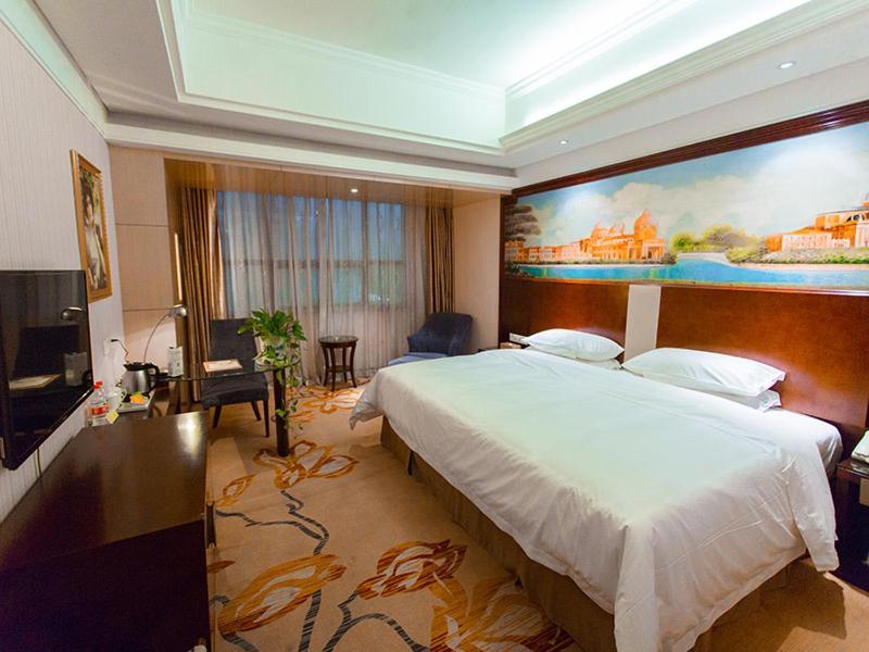 Vienna International Hotel Zhangjiajie Tianmen Mountain Exterior photo